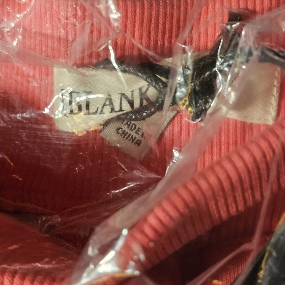 NEW Blank NYC Take Me There Drawstring Shorts w/Pockets size Large in Coral - Picture 6 of 9